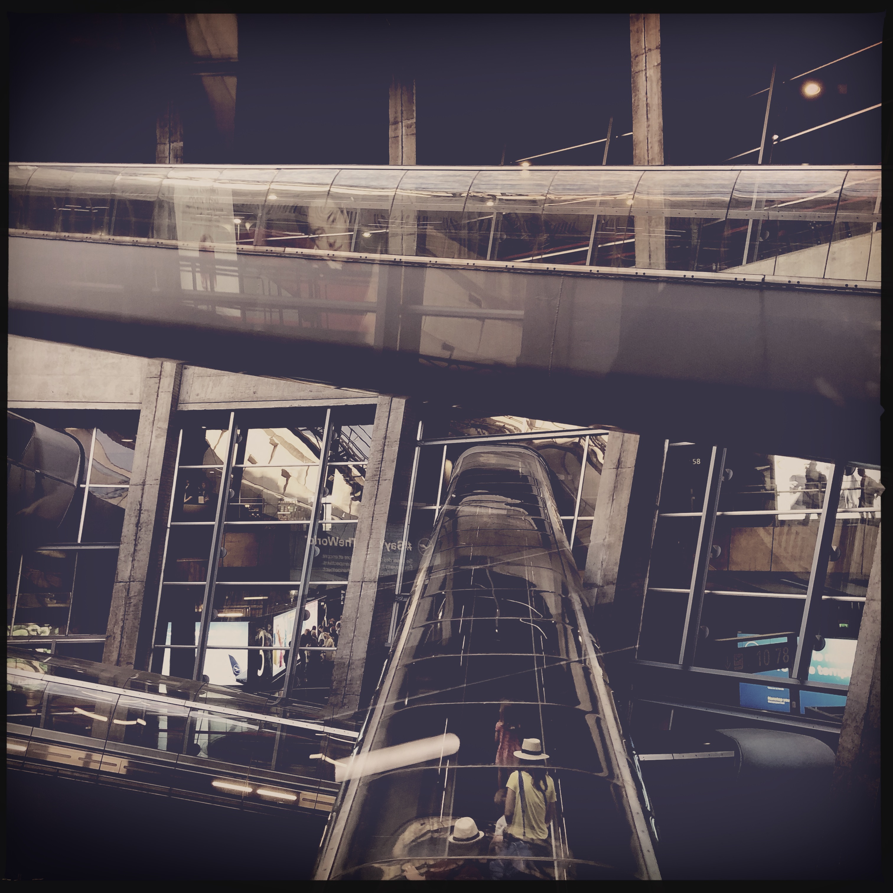 HipstamaticPhoto-555659913.882168