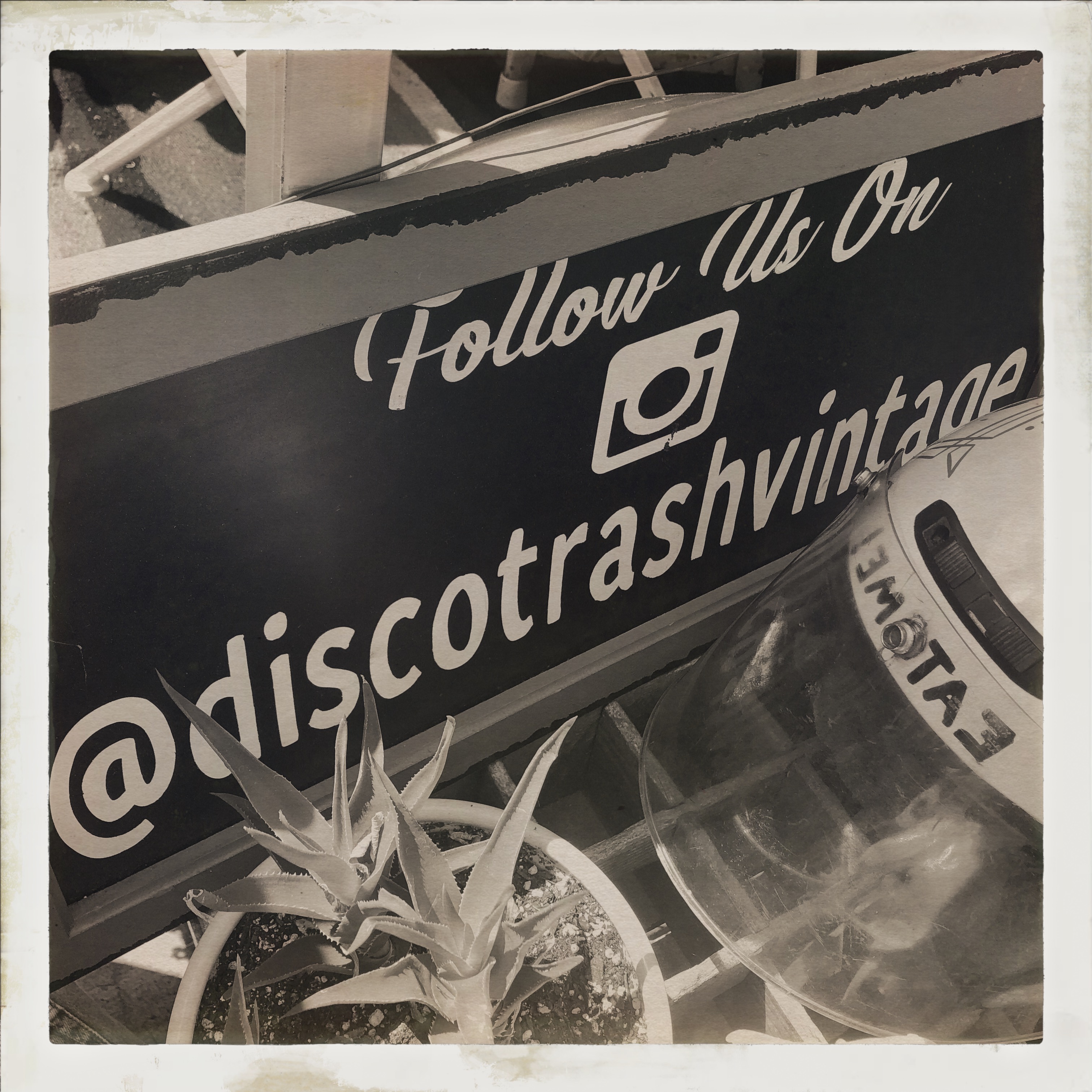 HipstamaticPhoto-555790844.803752