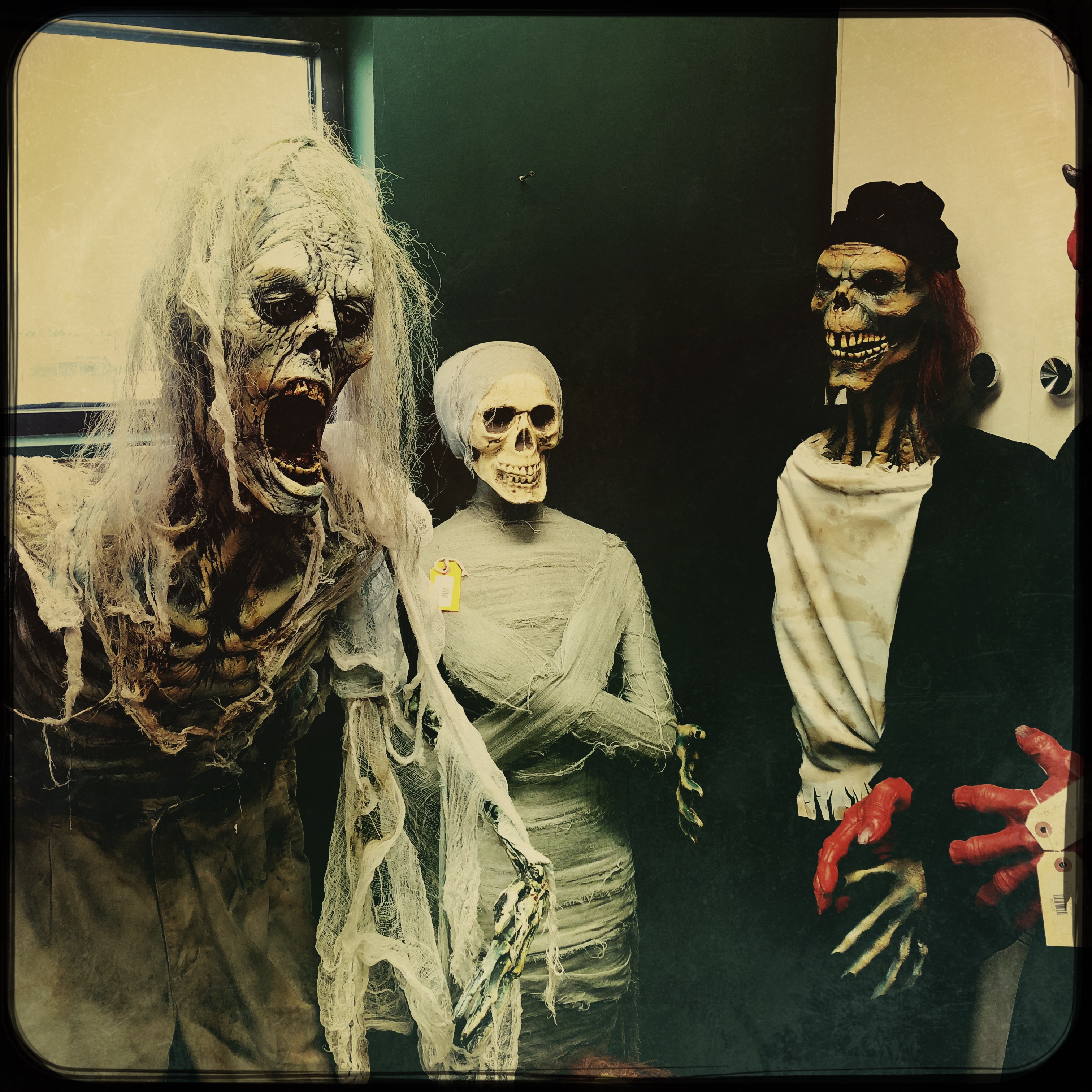 HipstamaticPhoto-555874526.027796