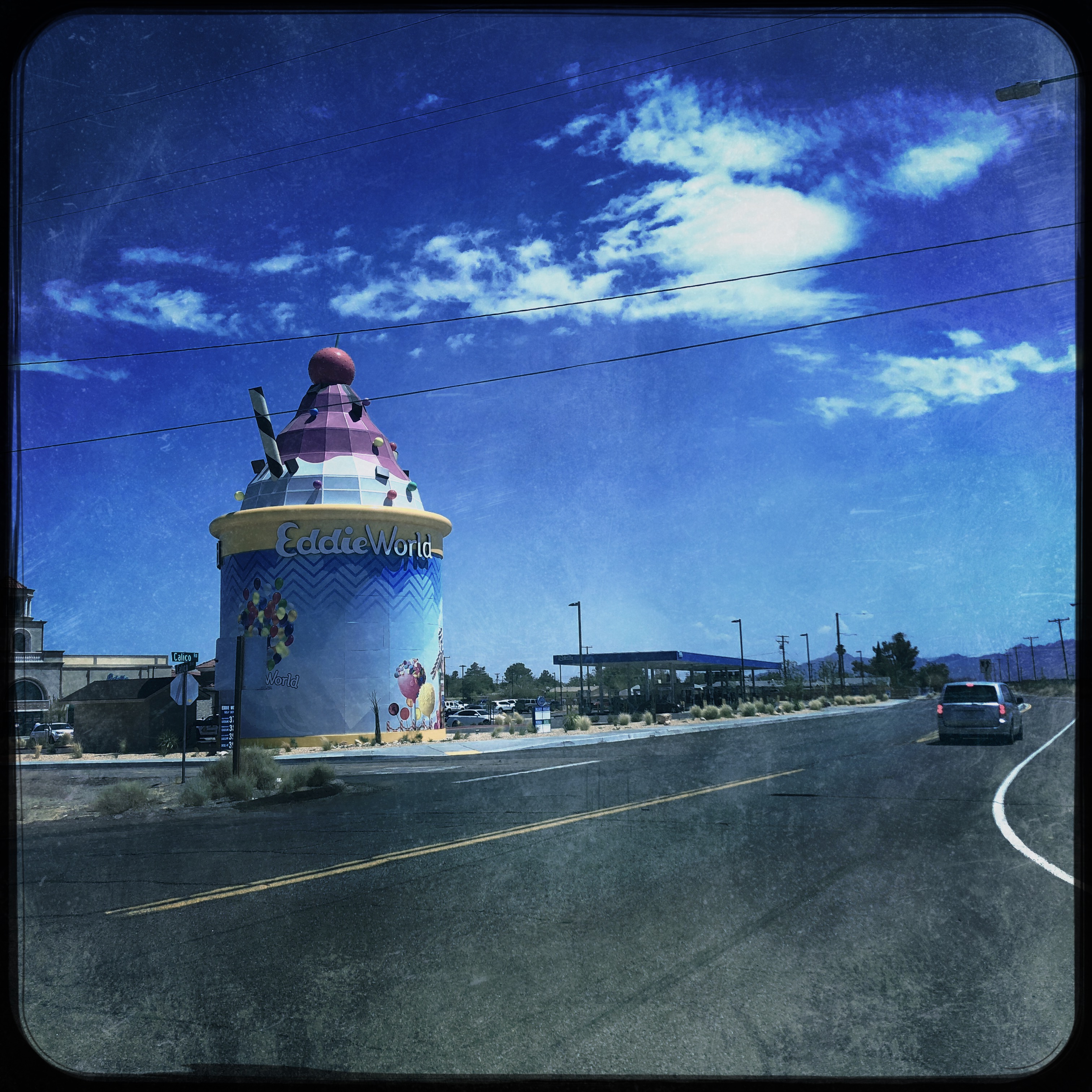 HipstamaticPhoto-555970912.518870