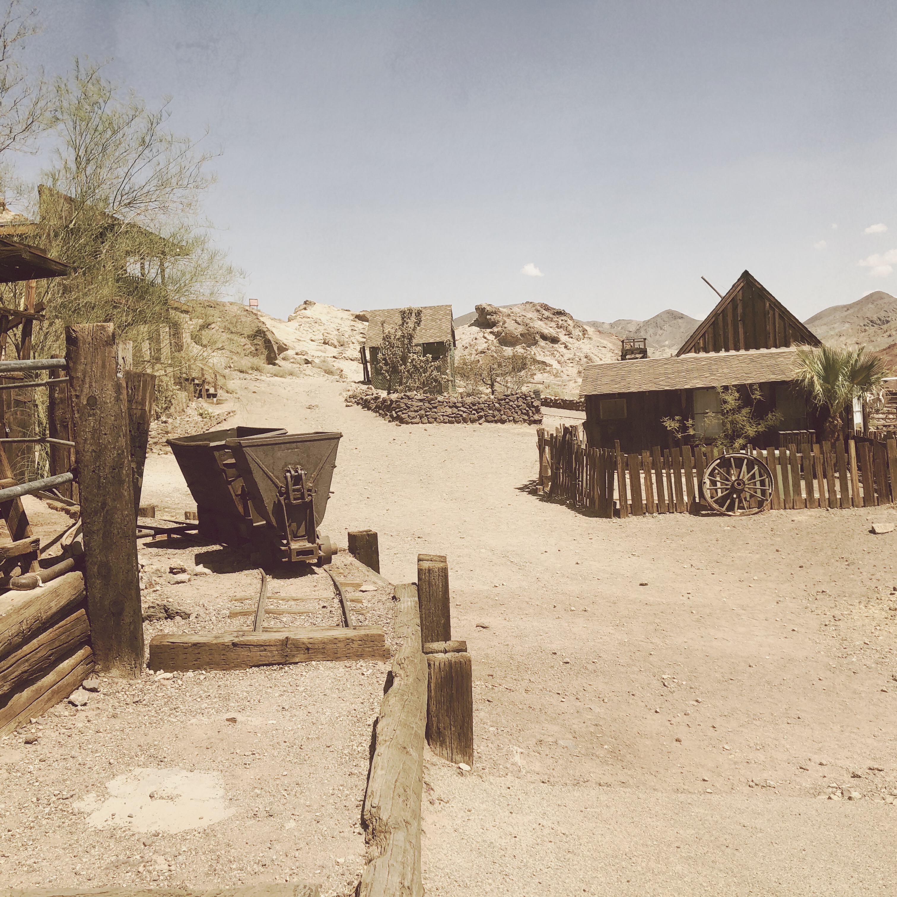 HipstamaticPhoto-555974894.964004