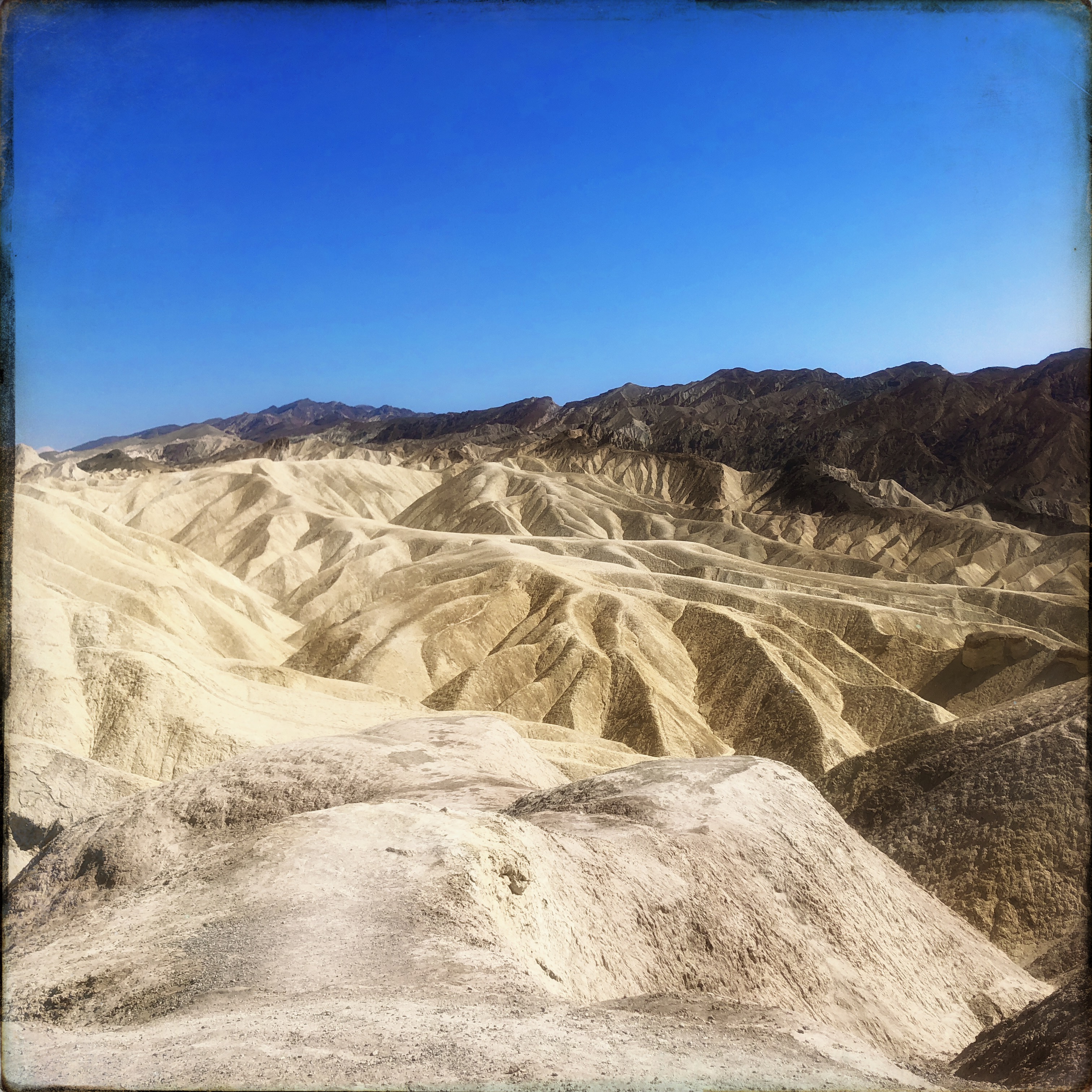 HipstamaticPhoto-556065422.187672