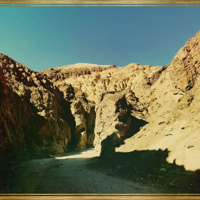 HipstamaticPhoto-556068079.825321