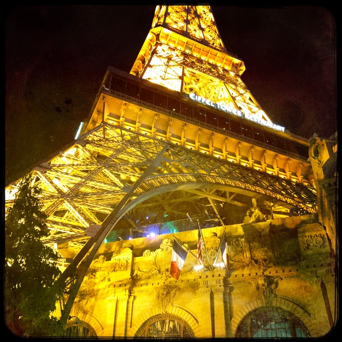 HipstamaticPhoto-556088336.449403