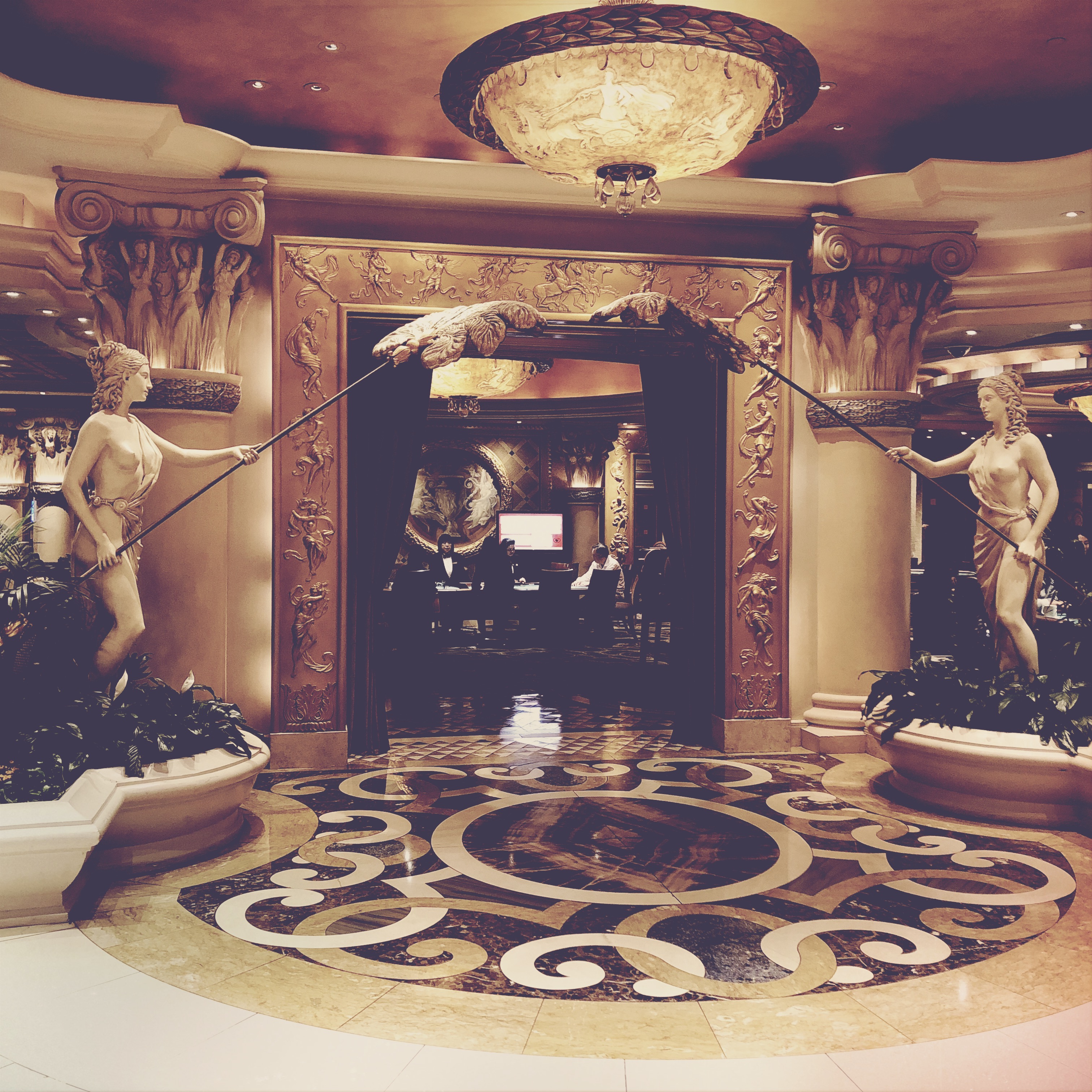 HipstamaticPhoto-556091361.533634