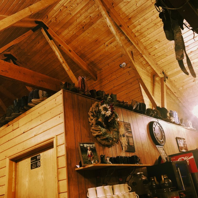 HipstamaticPhoto-556252828.428931