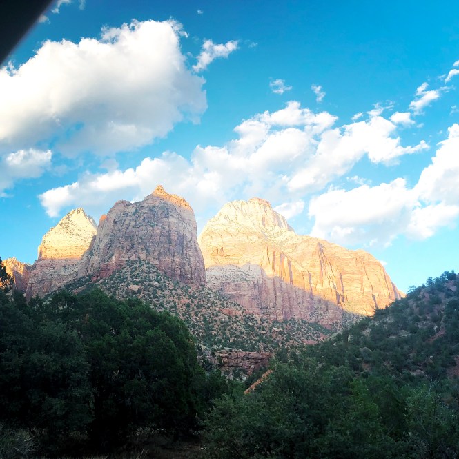 HipstamaticPhoto-556334983.047530