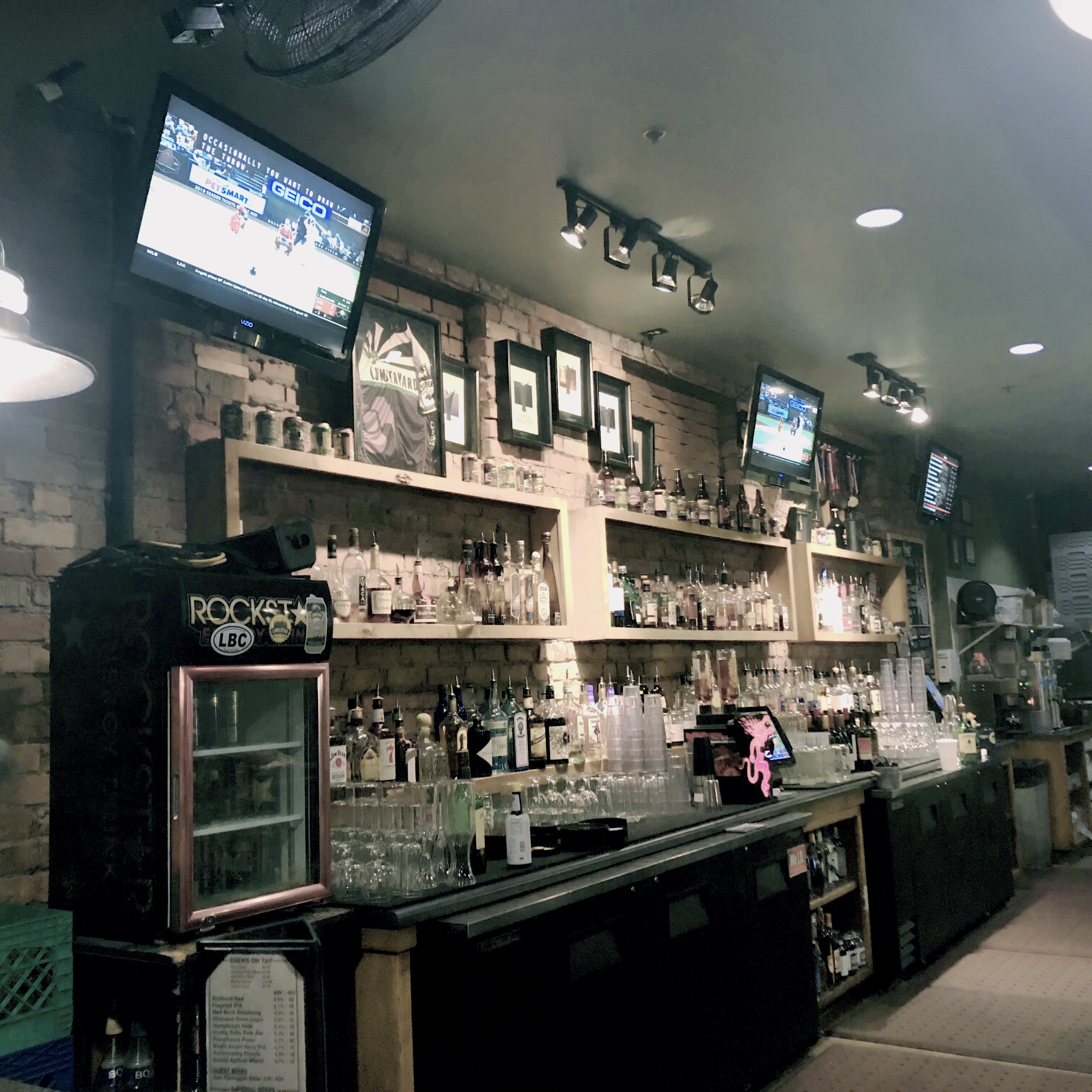 HipstamaticPhoto-556598162.617252