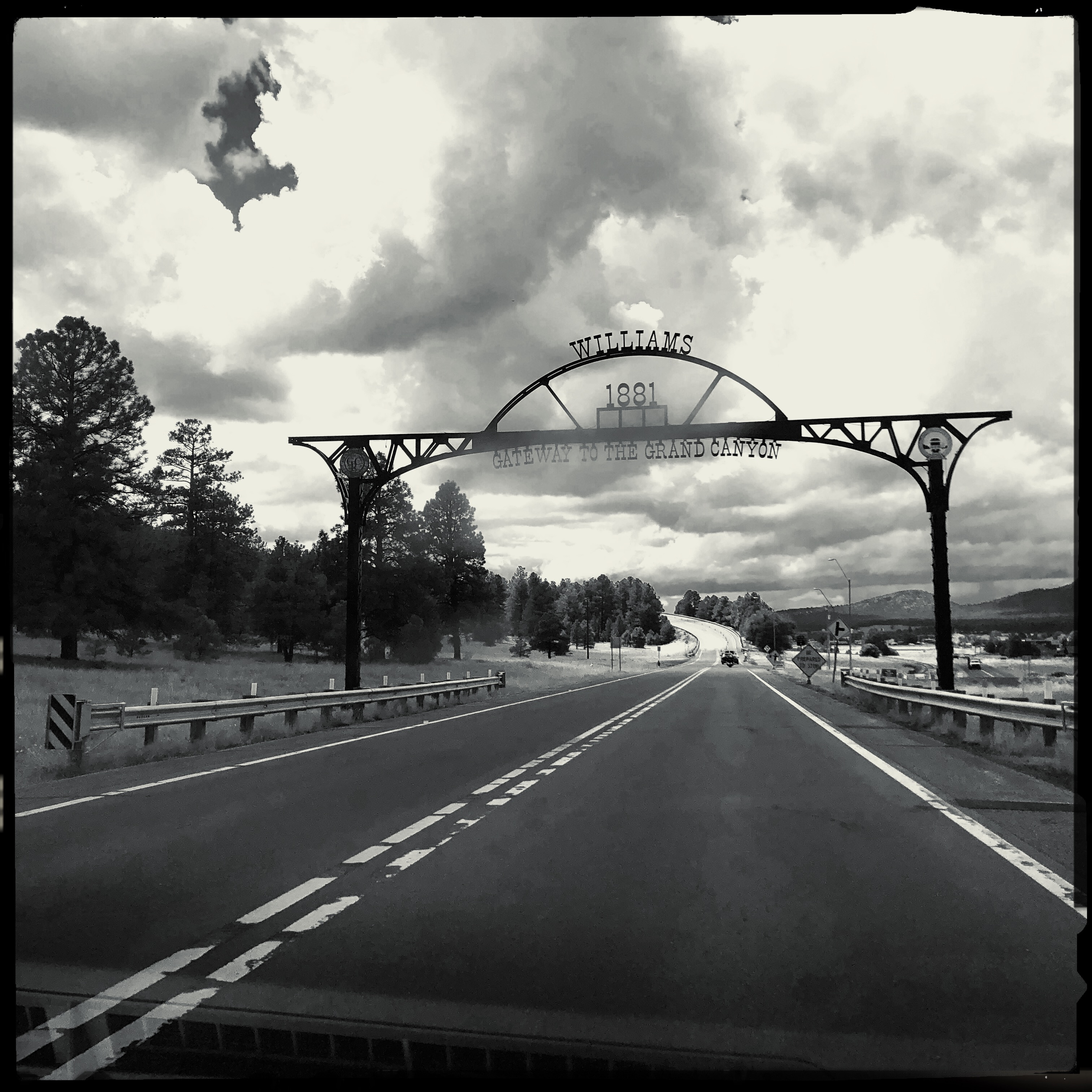 HipstamaticPhoto-556662647.199816