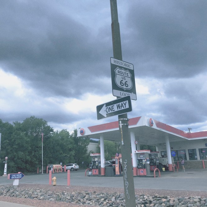 HipstamaticPhoto-556663420.722568