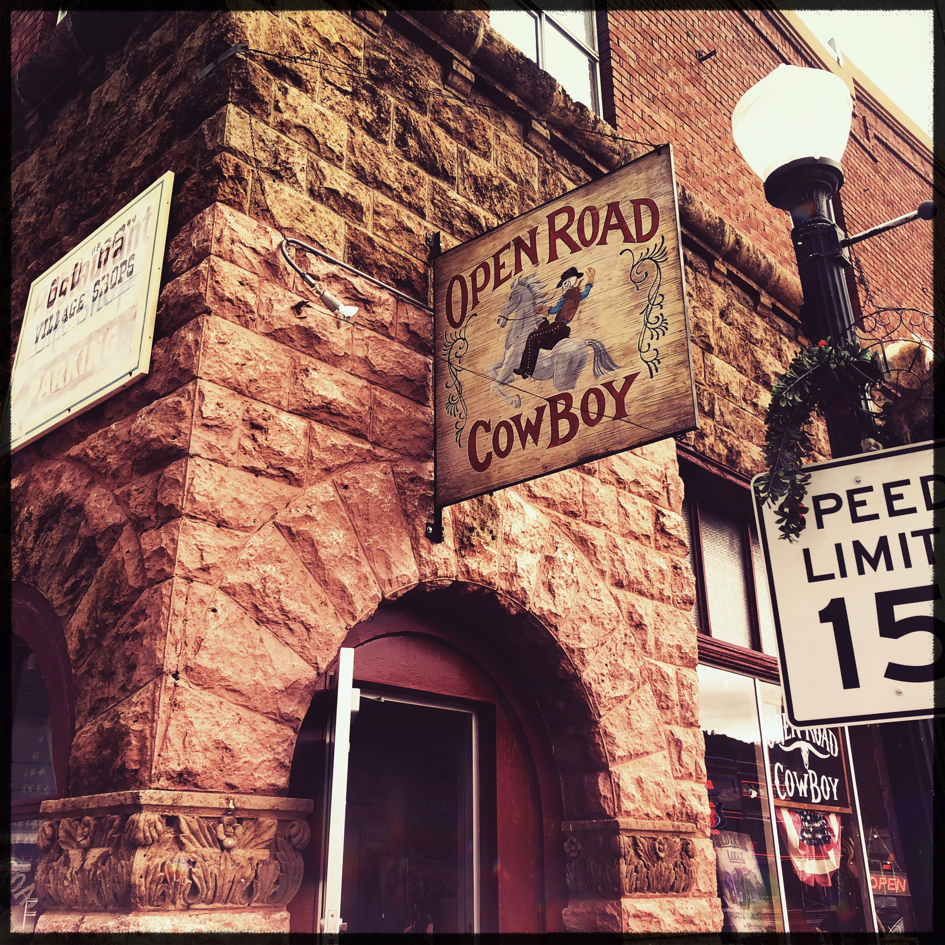 HipstamaticPhoto-556667700.089823