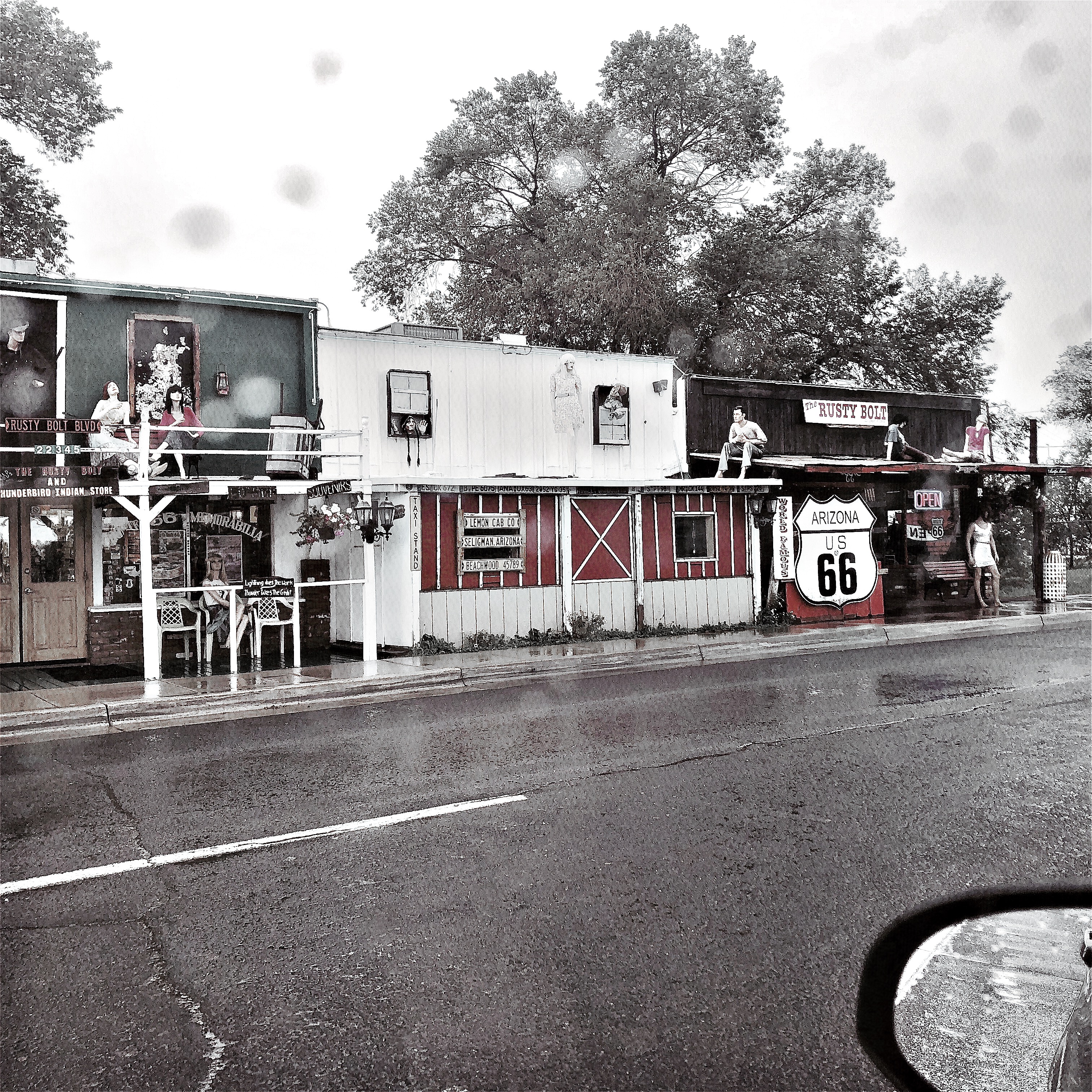 HipstamaticPhoto-556672164.078289