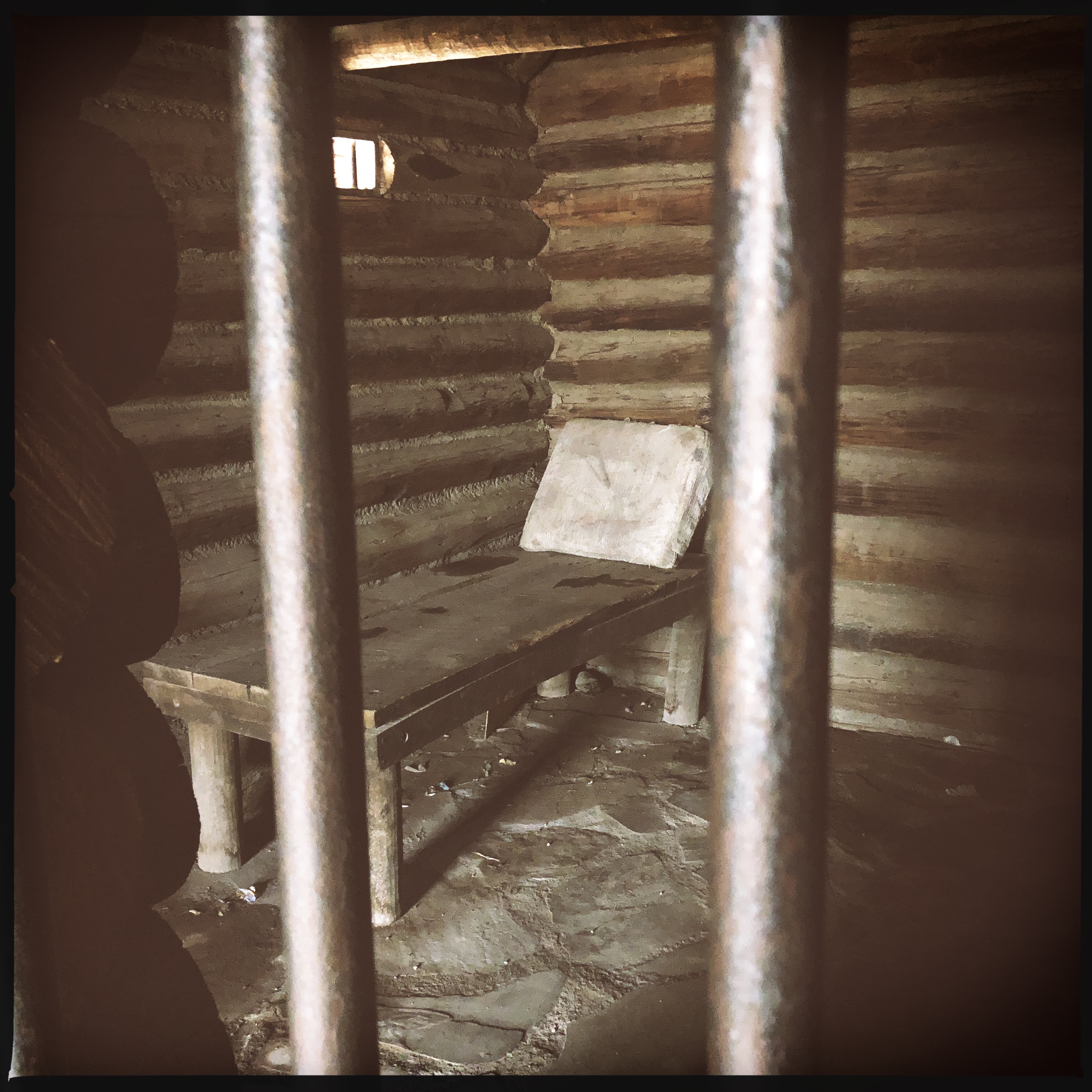 HipstamaticPhoto-556673500.173922