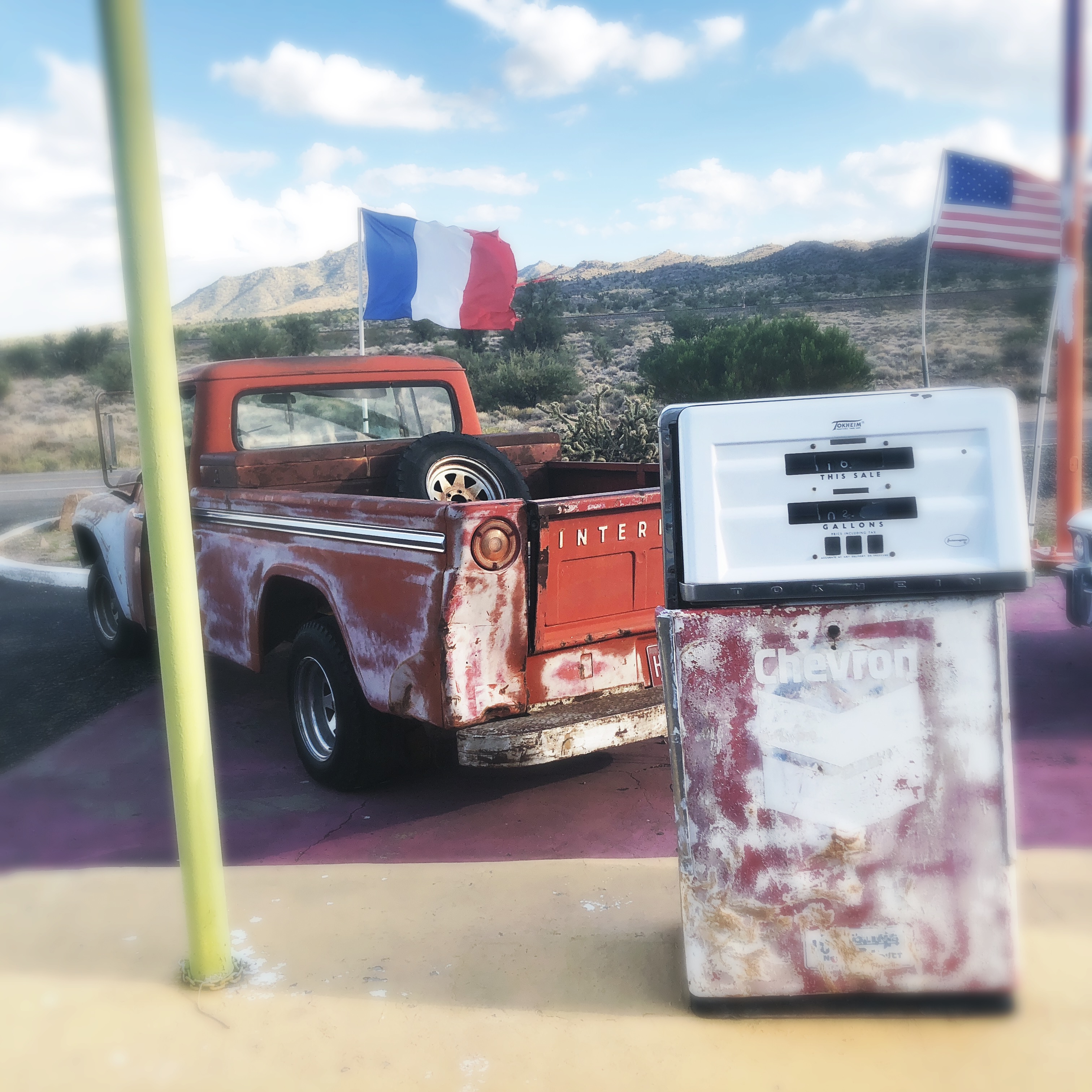 HipstamaticPhoto-556677623.262633