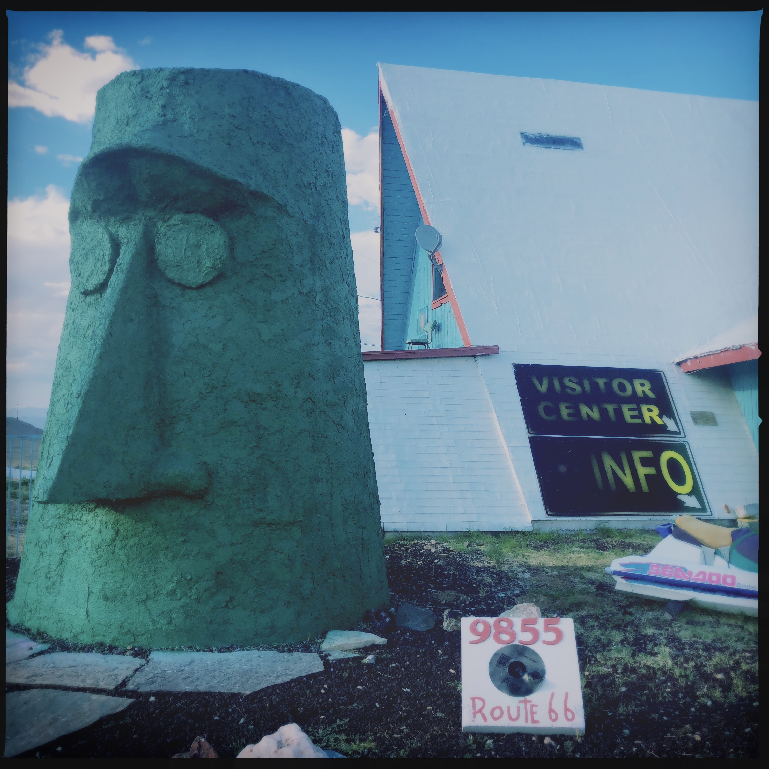 HipstamaticPhoto-556677661.908327