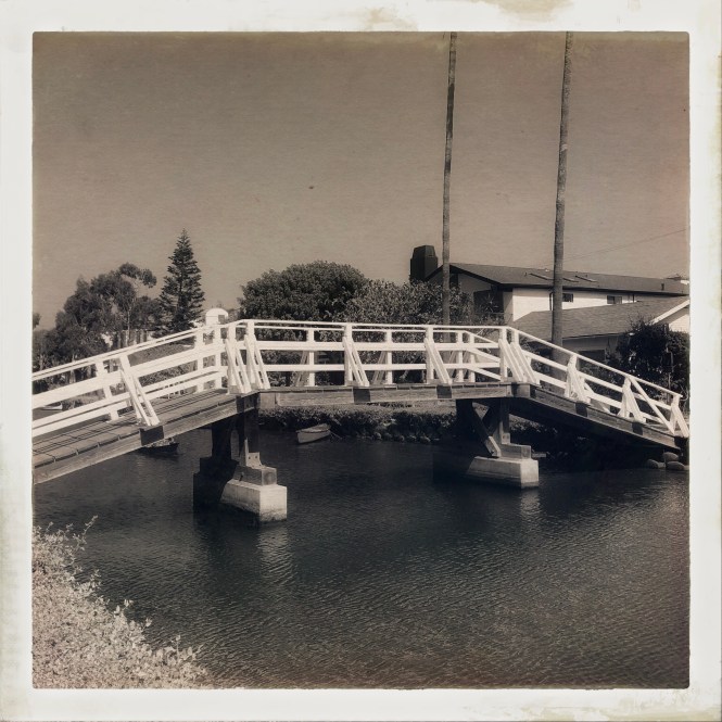 HipstamaticPhoto-556928025.293196