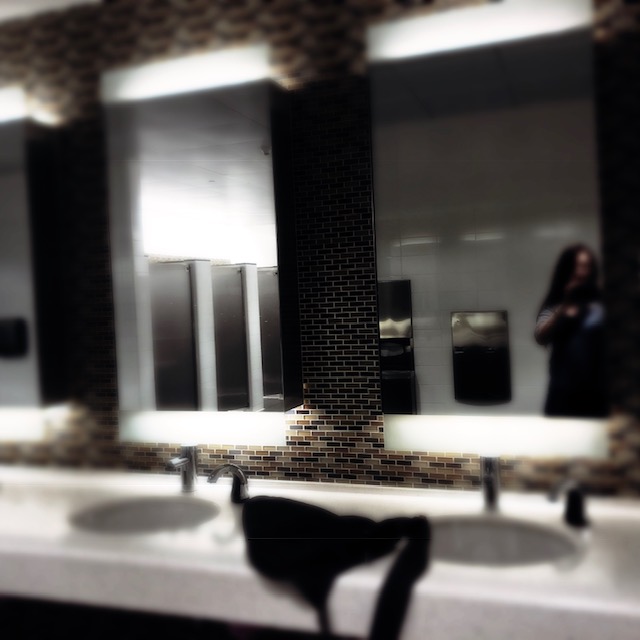 HipstamaticPhoto-565107384.008178