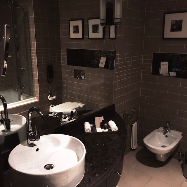 HipstamaticPhoto-565110688.761243